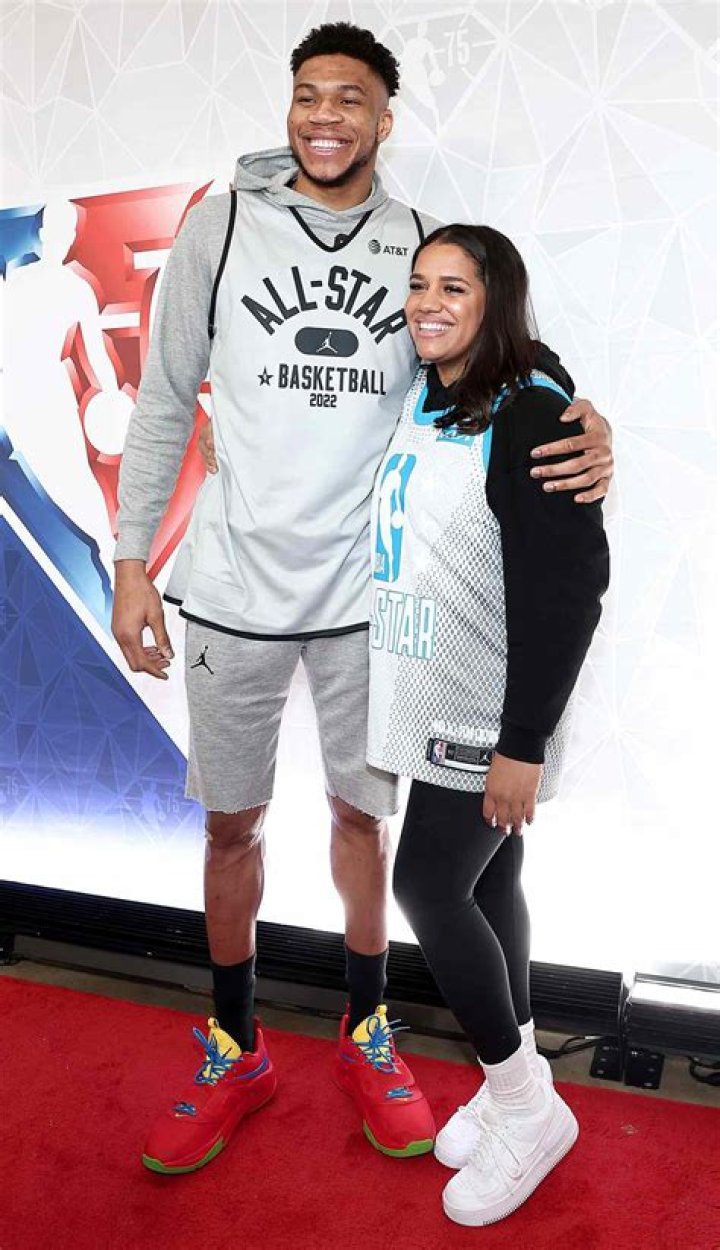 
Giannis Antetokounmpo Wife Who is Giannis Antetokounmpo Wife? 