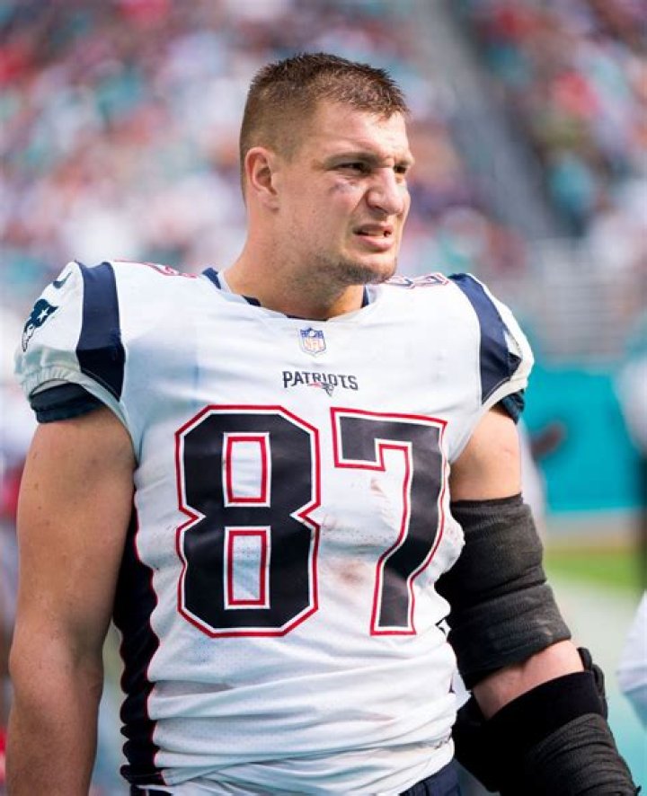 Gordon Gronkowski Height, Weight, Net Worth, Age, Birthday, Wikipedia, Who, Instagram, Biography