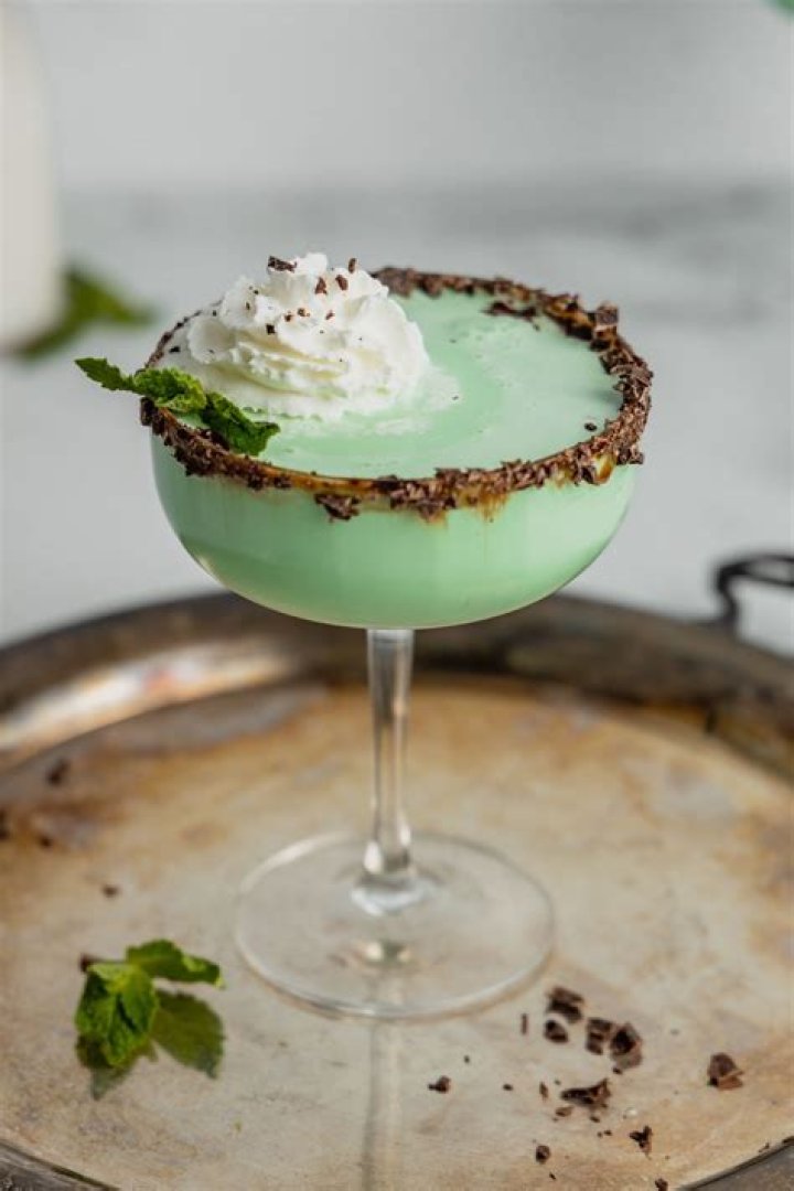 Grasshopper Drink - Celebrating Sweets