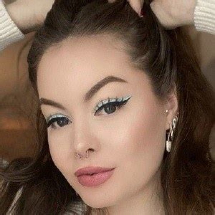 
Guro Elde Paulsen Height, Weight, Net Worth, Age, Birthday, Wikipedia, Who, Nationality, Biography 