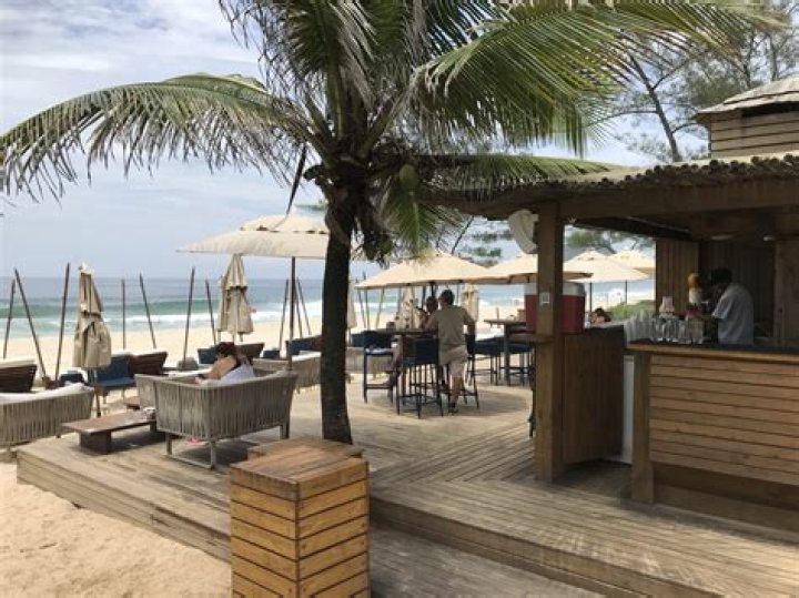 
How Did Giovanna Ewbank Defends Her Children From Racism? Slapped Woman At Classico Beach Club Restaurant Details 
