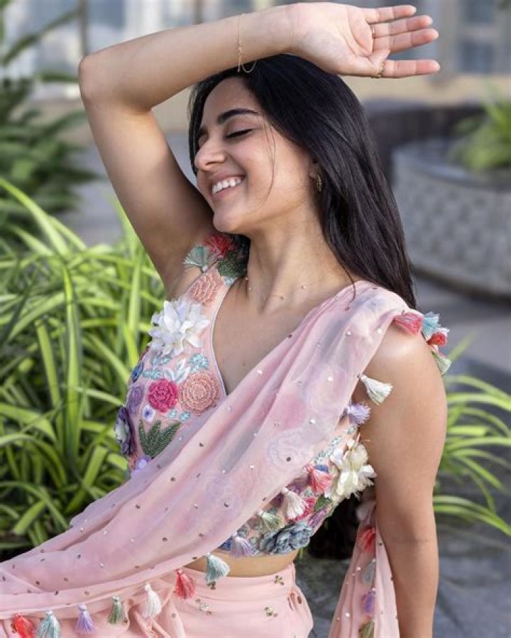 Iman Esmail Height, Weight, Net Worth, Age, Birthday, Wikipedia, Who, Nationality, Biography