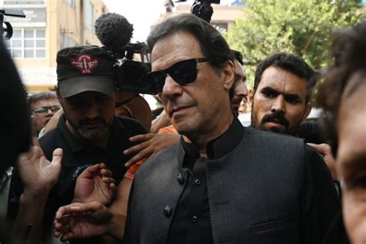 
Imran ‘justifying’ contempt of court in his replies: Islamabad HC 