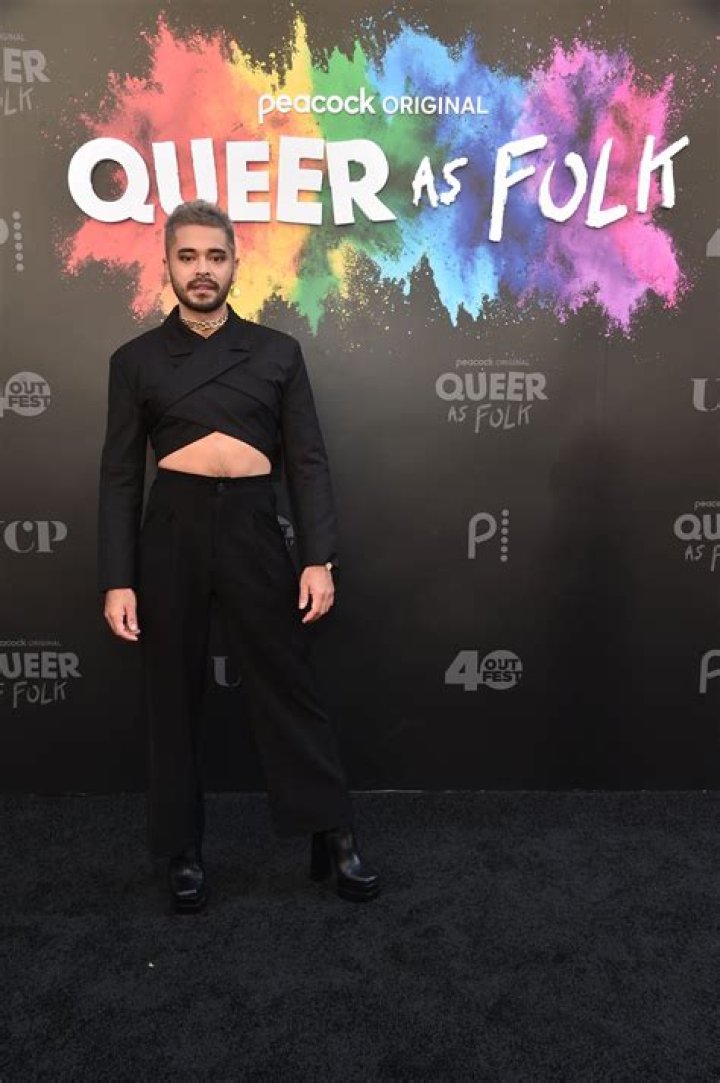 
Is Chris Renfro Gay? Queer As Folk Actor – Sexuality And Partner Revealed 