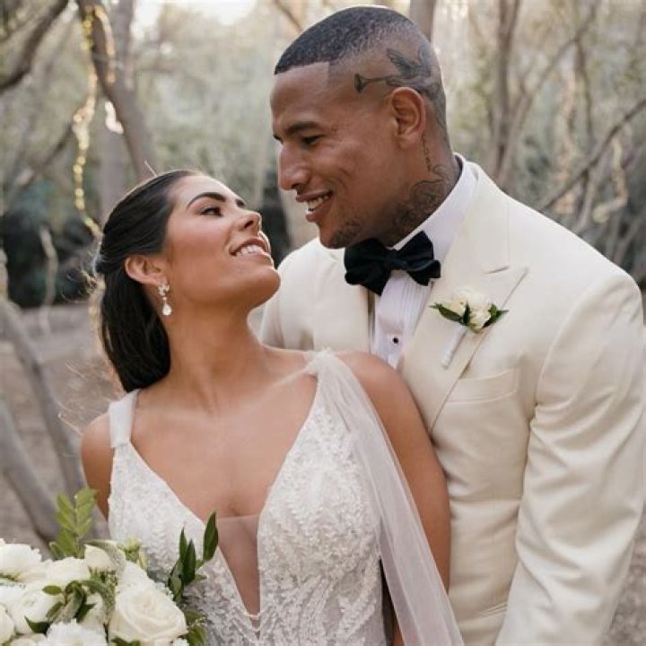 Is Darren Waller Married to Wife? Darren Waller’s Short Biography
