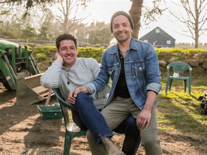 Is Jonathan Knight Married To Partner Harley Rodriguez? Farmhouse Fixer Designer Relationship Facts