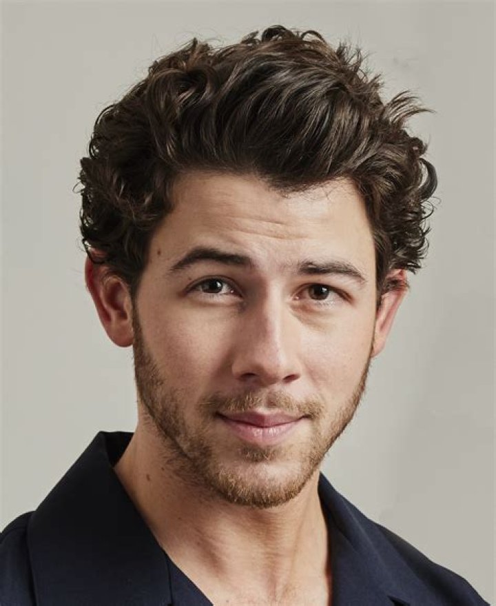 
Is Nick Jonas Gay? Age, Height, Net Worth 