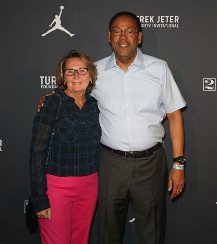 Is Sharlee Jeter Married? Her Husband & Family Details