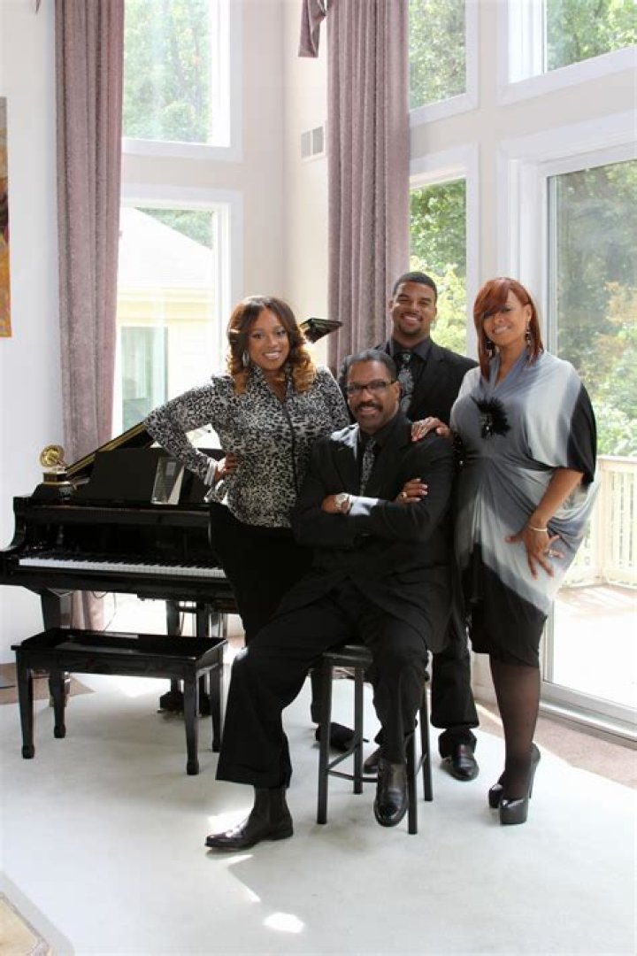 J.Drew Sheard II Bio, Wiki, Age, Height, Family, Wife, Aunt, and Net Worth.
