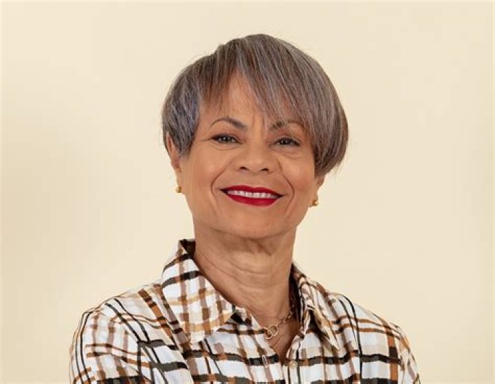 Jasmine Elcock Dating, Parents, Net Worth, Earnings, Facts, Wiki-Bio