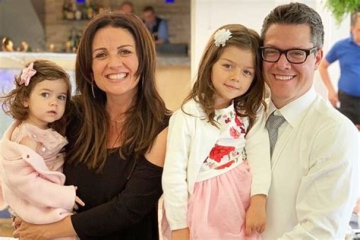 Jenni Pulos married, divorce, children, net worth, earnings, career,