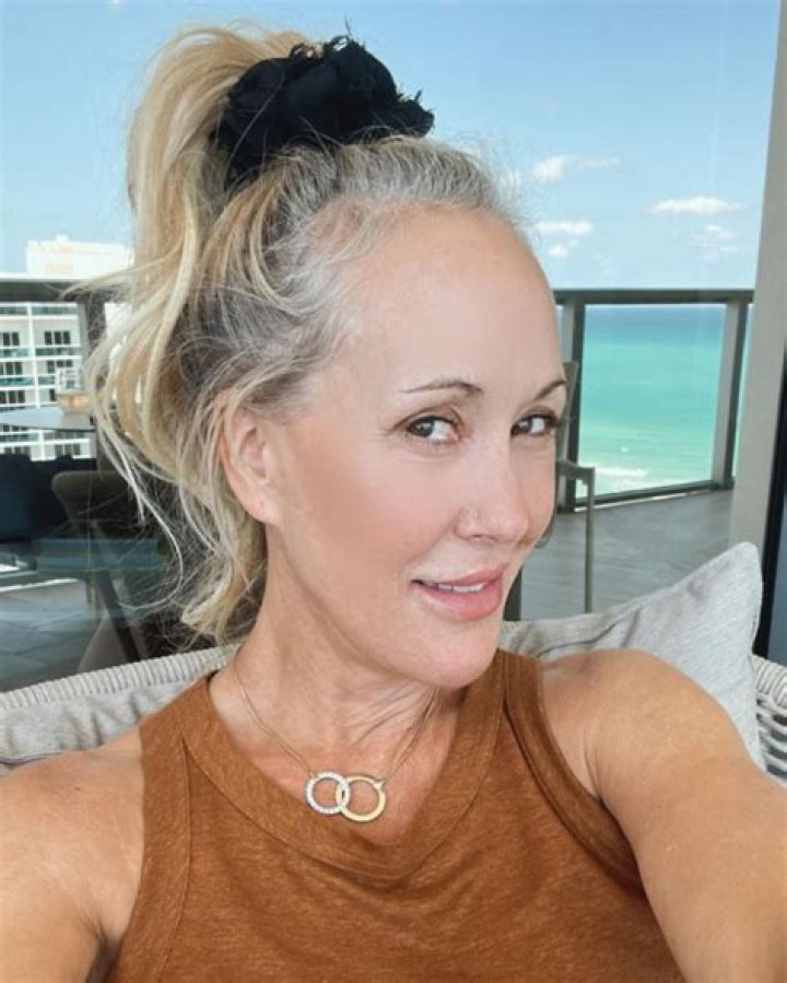 Jenny Love Net Worth