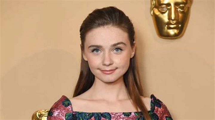 Jessica Barden Biography: Movies & TV Shows, Age, Net Worth, Instagram, Awards, Accent, Husband, Wiki, Boyfriend