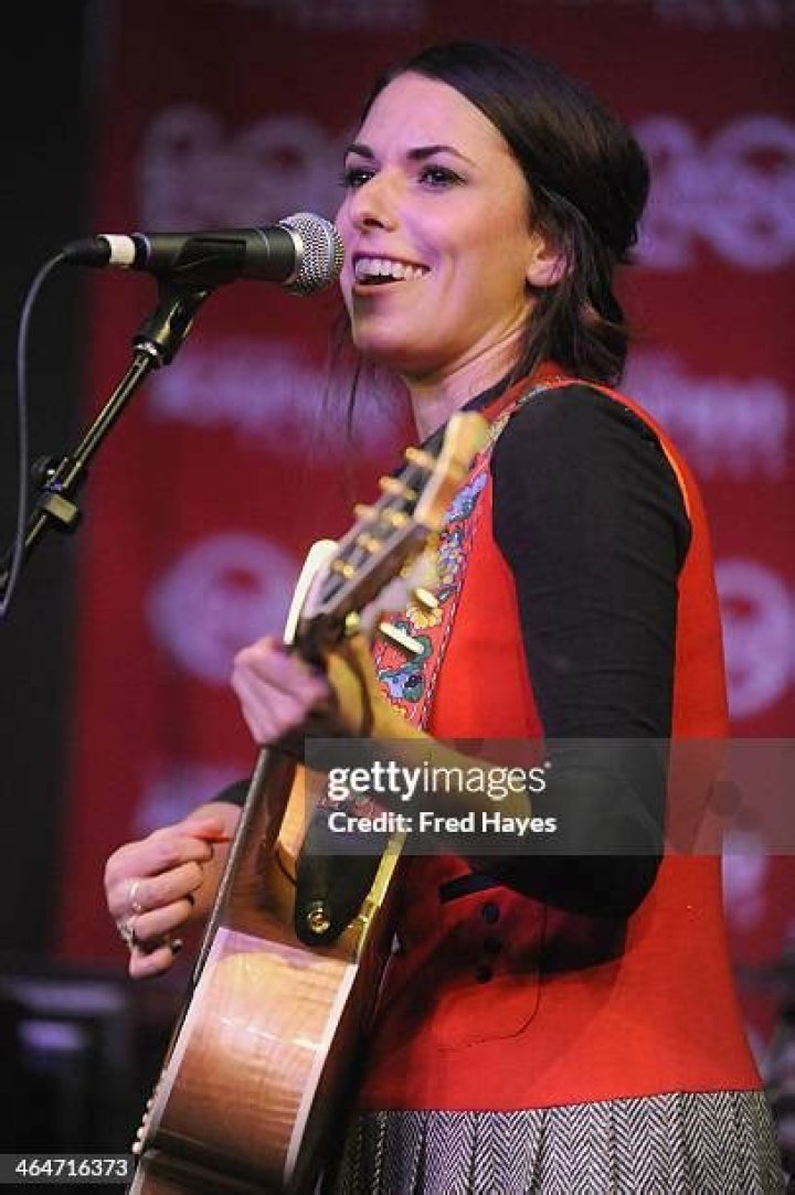 Jessica Maros Net Worth