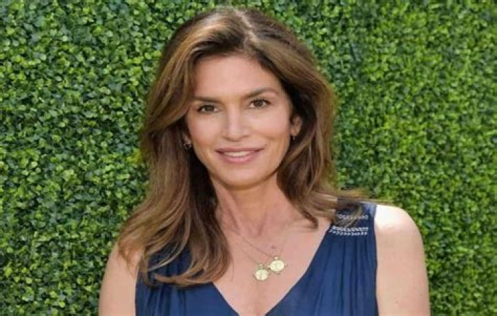 Kamie Crawford Wiki, Bio, Height, Ethnicity, Facts