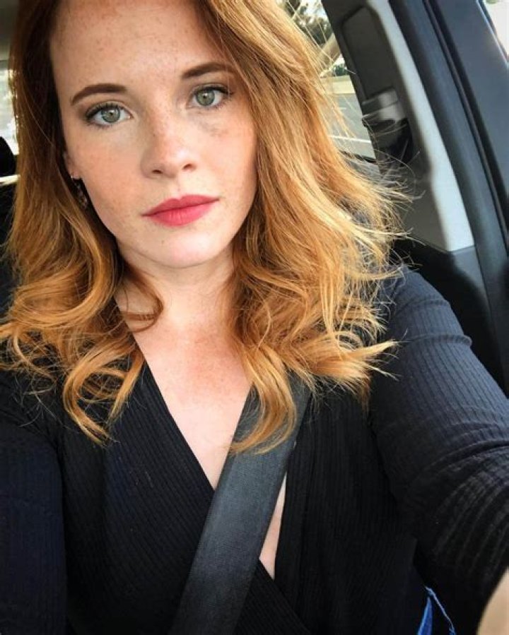Katie Leclerc Net Worth