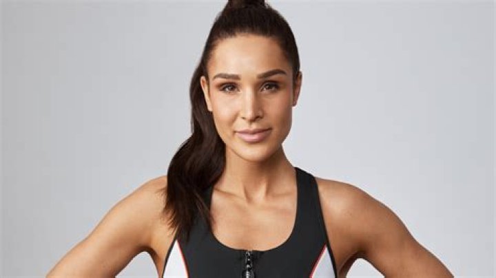 Kayla Itsines Height, Weight, Measurements, Bra Size, Shoe Size