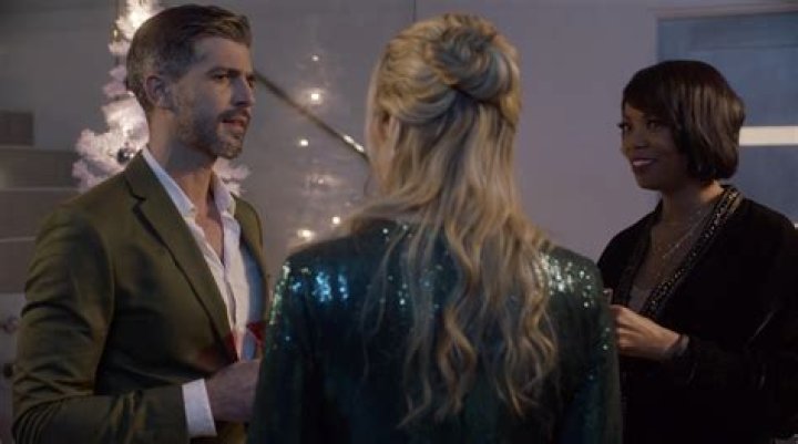 Kayvon Esmaili Net Worth