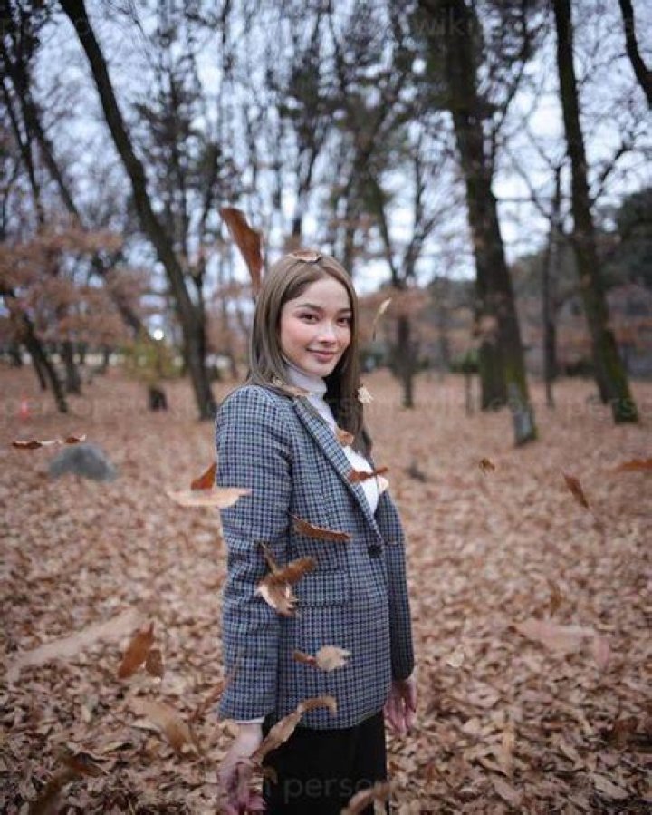 Kazel Kinouchi Net Worth