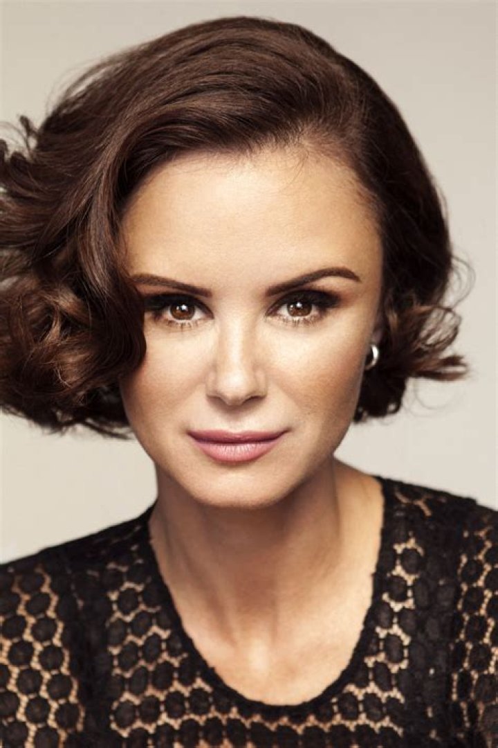 Keegan Connor Tracy Height, Weight, Measurements, Bra Size, Shoe Size