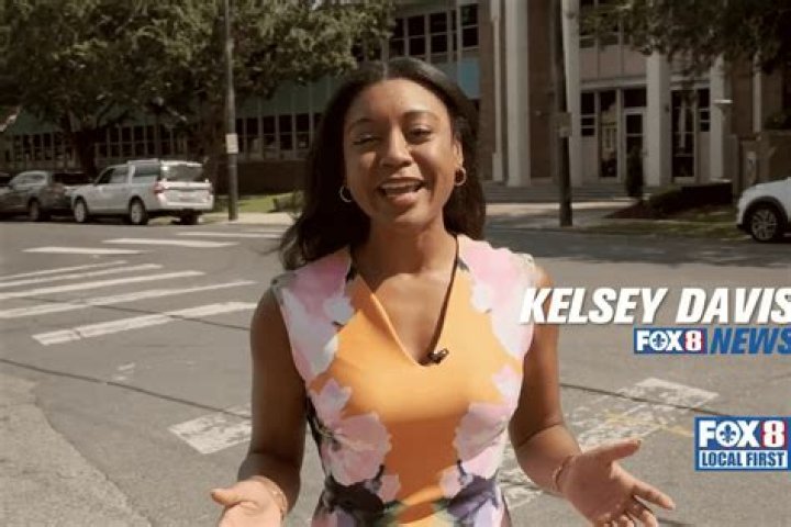 Kelsey Davis Net Worth