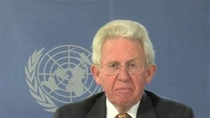 Kenneth Keith