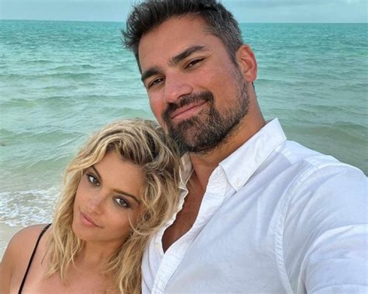 
Keyan Safyari Wife 2023: Is He Married? Family Ethnicity 