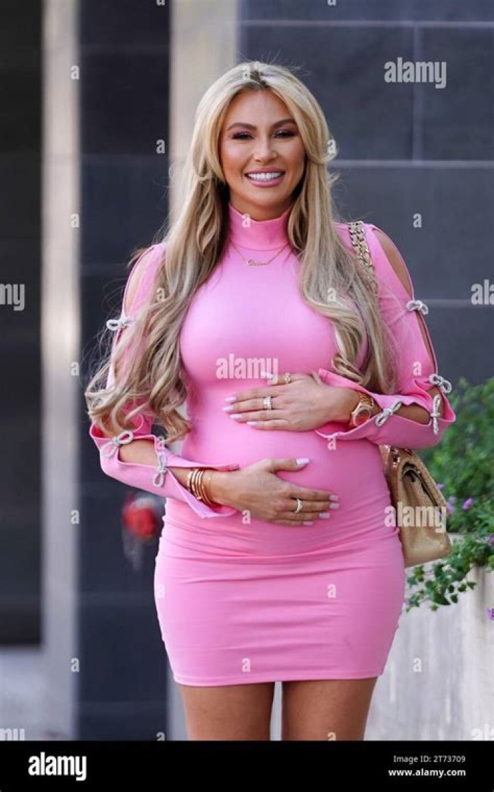 Khloe Terae