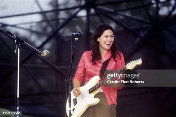 Kim Deal Net Worth