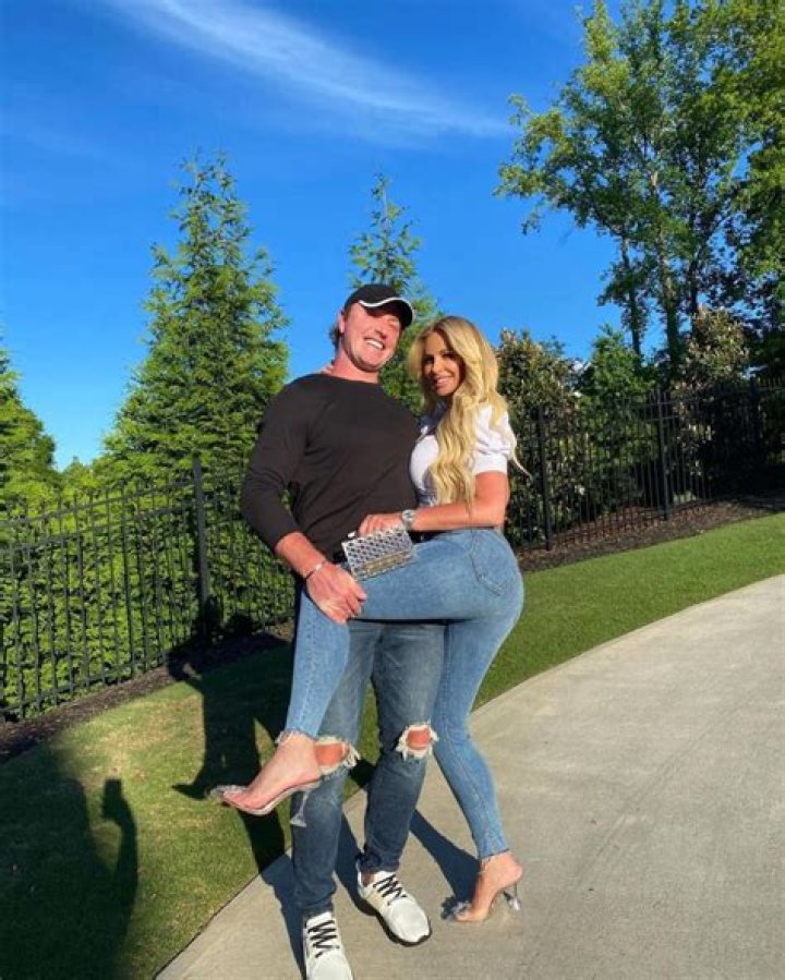 Kim Zolciak-Biermann Height, Weight, Measurements, Bra Size, Shoe Size