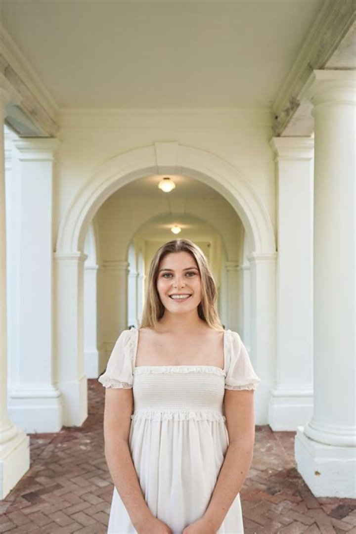 Lauren O’Neil Net Worth