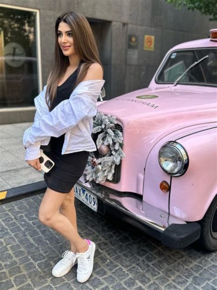 Lerisha Munsamy (Keshav Maharaj’s Wife) Wiki, Age, Career, Height, Family, Nationality & More