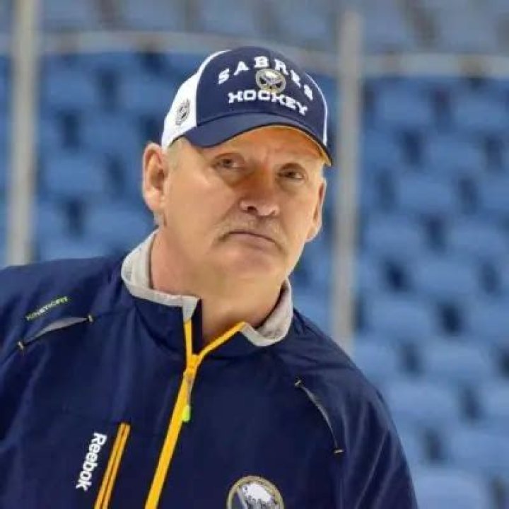 Lindy Ruff Net Worth