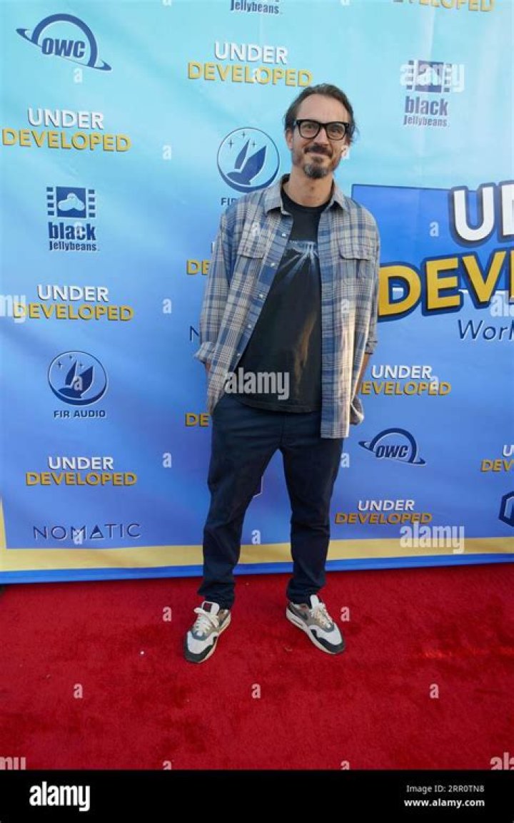 Luke Edwards Net Worth