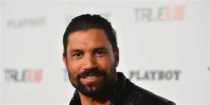 Manu Bennett Net Worth