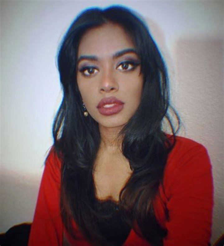 Marisa Corvo Height, Weight, Net Worth, Age, Birthday, Wikipedia, Who, Instagram, Biography