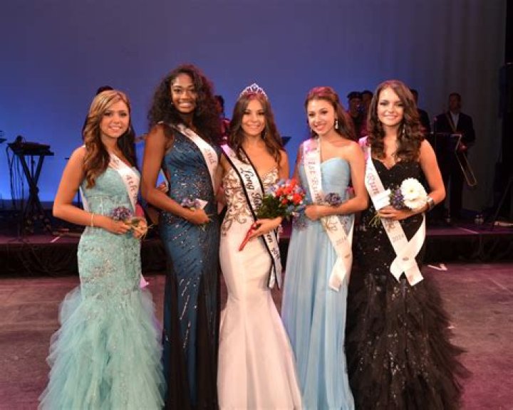 Marisa Pierini Net Worth