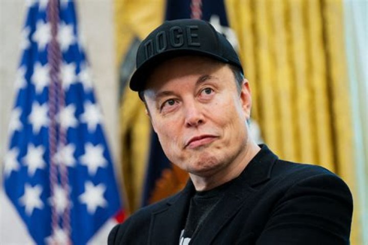 
Marissa Mayer or Sheryl Sandberg? Twitter users guess new CEO after Elon Musk announcement 