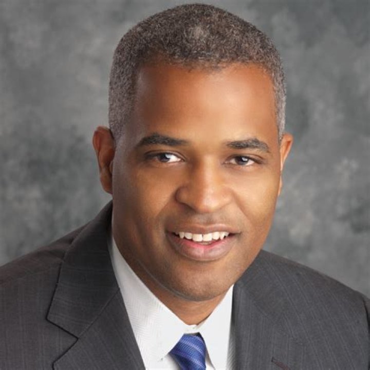 Martin Nesbitt Net Worth