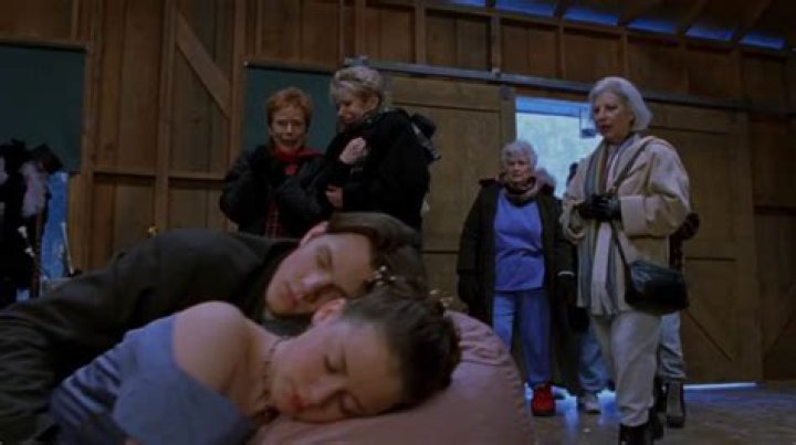 Maybin Hewes - Net Worth 2018, Bio & Wiki