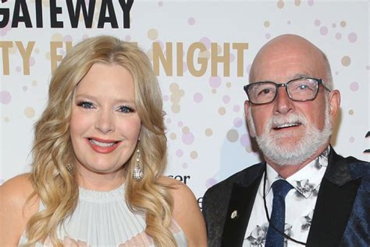 Melissa Peterman's Married Life With Husband John Brady,Her Weight los