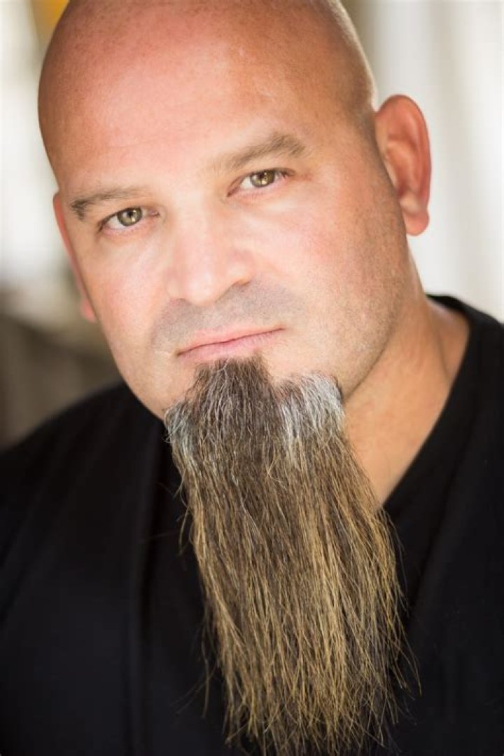 Mike Lobo Daniel Net Worth