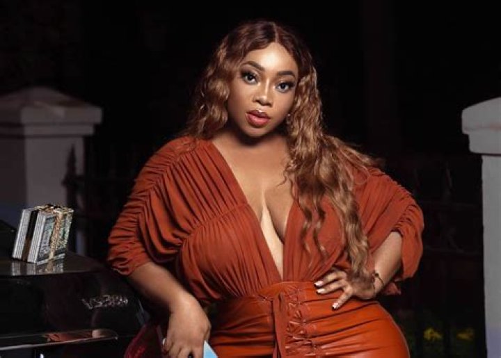 Moesha Boduong Wiki, Boyfriend, Movies, Net worth, Age, Parents