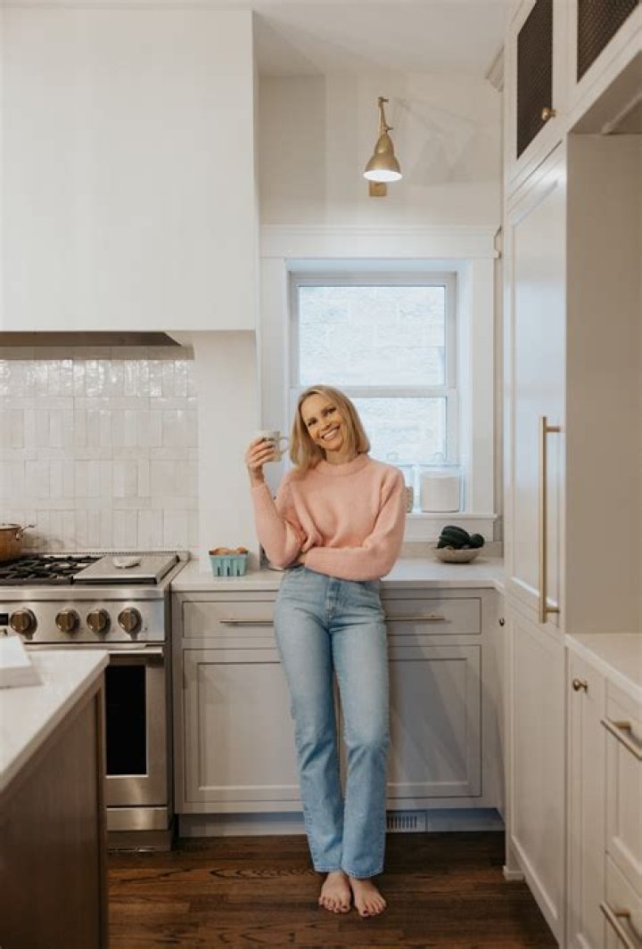 Monique Volz