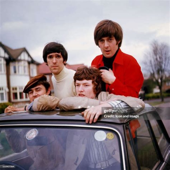 Muff Winwood Net Worth