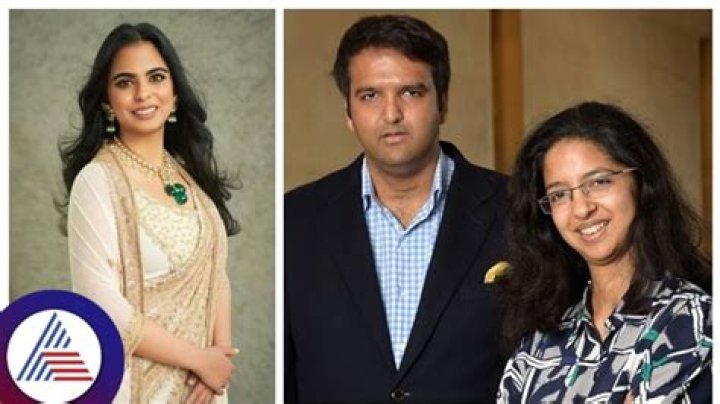 Nandini Bapat Net Worth