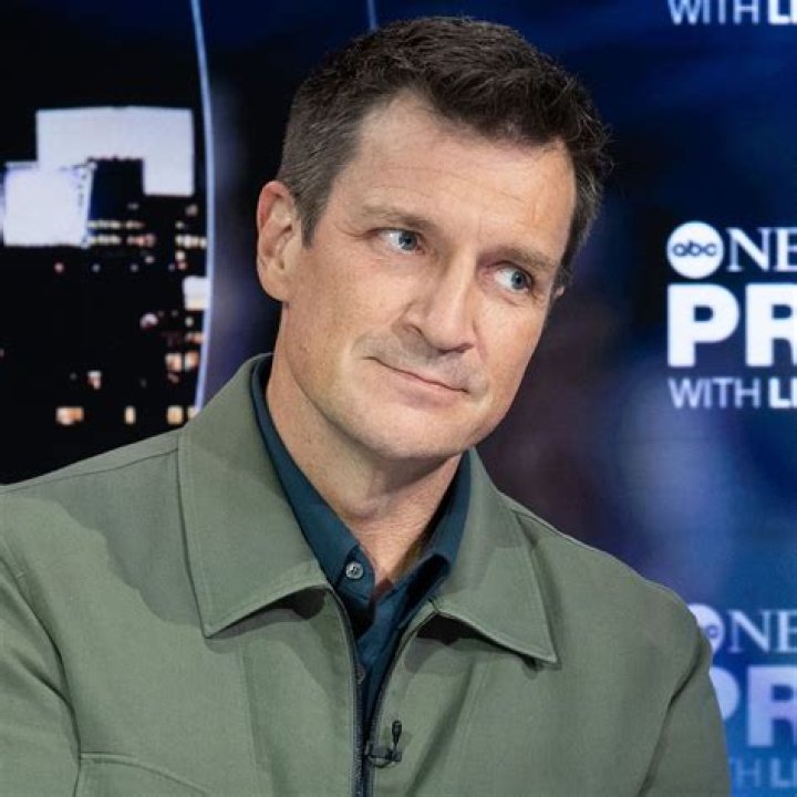 Nathan Fillion Bio, Age, Family, Wife, Children, Net Worth, Movies, TV Shows,