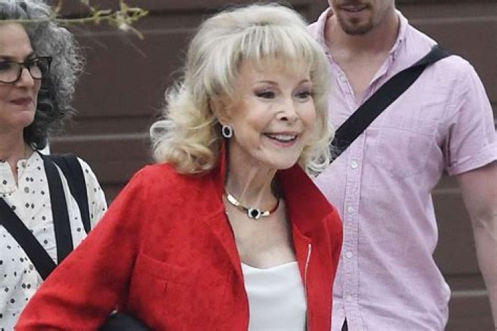 Olivia Eden Height, Weight, Net Worth, Age, Birthday, Wikipedia, Who, Biography, Nationality