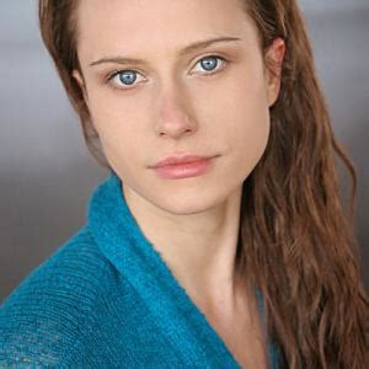 Olivia Horton Net Worth