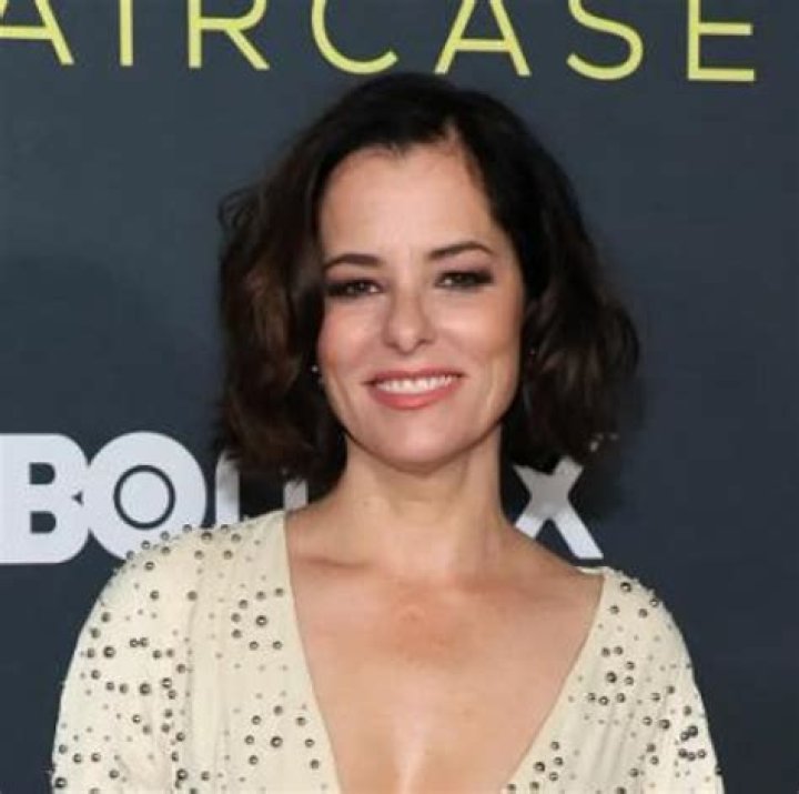 Parker Posey Height, Weight, Measurements, Bra Size, Shoe Size